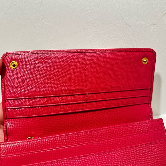 Prada Long wallet - Picture 7 of 8